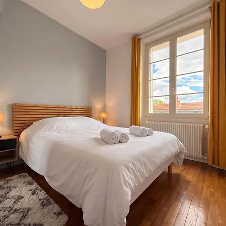 Goussiez, 3 Bedrooms, Spacious, Netflix Appartement