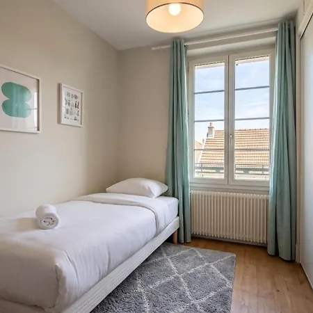 Goussiez, 3 Bedrooms, Spacious, Netflix Appartement Reims